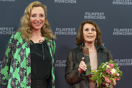 CineMerit Award für Senta Berger, Filmfest München 2021