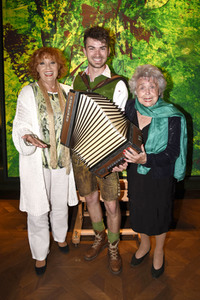 Finissage der Benefiz Kunstauktion in München