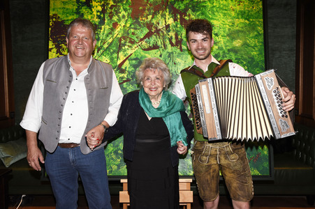 Finissage der Benefiz Kunstauktion in München