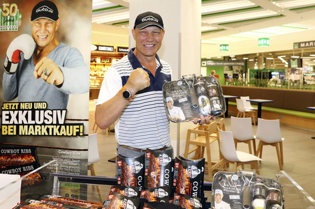 Promotion-Aktion mit Axel Schulz in Görlitz