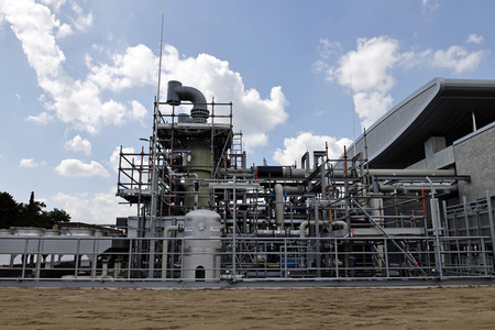 Symbolfoto Shell Raffinerie