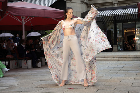 Anja Gockel Fashionshow S 22 auf der Frankfurt Fashion Week SS 2022
