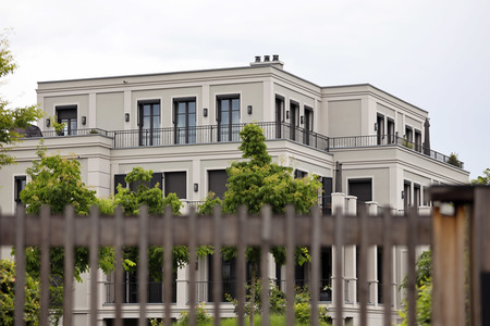 Symbolfoto Gated Community