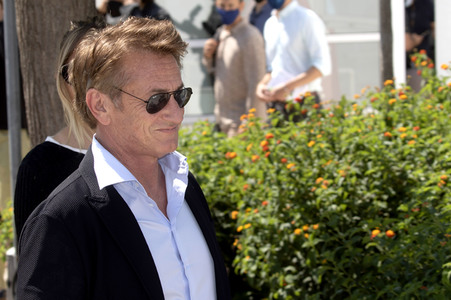 Photocall 'Flag Day', Cannes Film Festival 2021