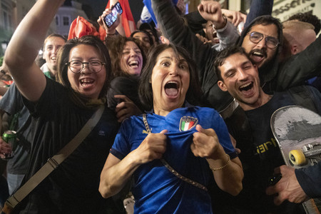 Italien-Fans feiern den EM-Sieg in London