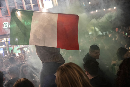 Italien-Fans feiern den EM-Sieg in London