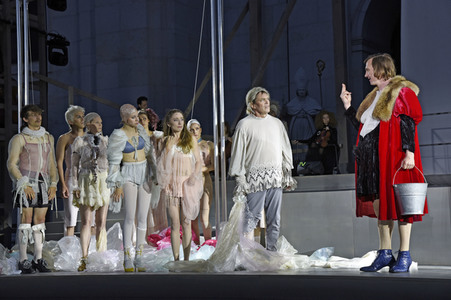 Theaterprobe 'Jedermann - Das Spiel vom Sterben des reichen Mannes' in Salzburg