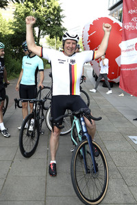 Zieleinlauf der HerzRadtour in Hamburg