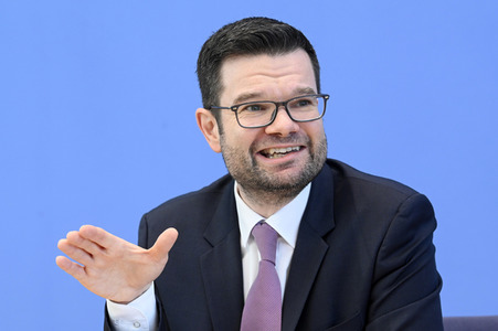 Pressekonferenz zur Verfassungsbeschwerde der FDP gegen Staatstrojaner in Berlin