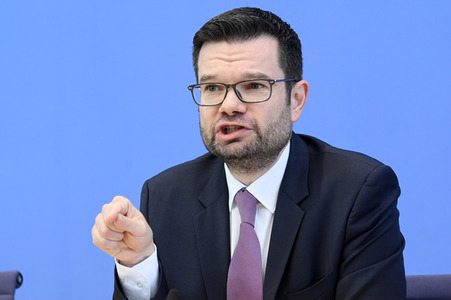 Pressekonferenz zur Verfassungsbeschwerde der FDP gegen Staatstrojaner in Berlin