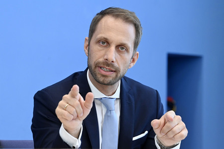 Pressekonferenz zur Verfassungsbeschwerde der FDP gegen Staatstrojaner in Berlin
