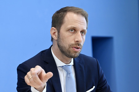 Pressekonferenz zur Verfassungsbeschwerde der FDP gegen Staatstrojaner in Berlin