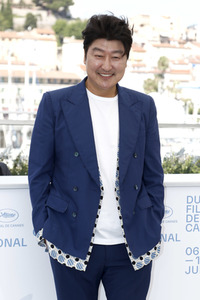 Photocall 'Emergency Declaration', Cannes Film Festival 2021