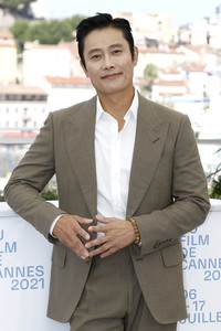 Photocall 'Emergency Declaration', Cannes Film Festival 2021