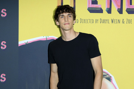Filmpremiere 'How It Ends' in Los Angeles