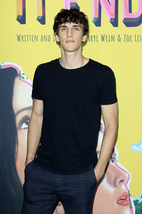 Filmpremiere 'How It Ends' in Los Angeles
