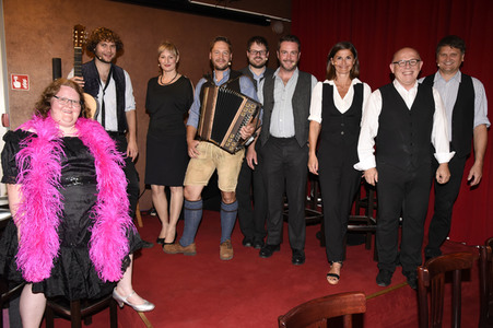 Volkssänger-Revue 'Brettl-Spitzen' in Haar