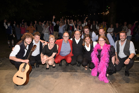 Volkssänger-Revue 'Brettl-Spitzen' in Haar