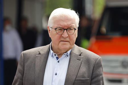 Frank-Walter Steinmeier und Armin Laschet besuchen Hochwassergebiet in Erftstadt