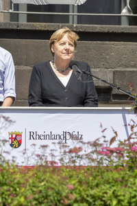 Pressestatement der Bundeskanzelrin nach ihrem Besuch im Hochwassergebiet in Adenau