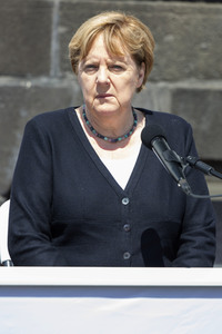 Pressestatement der Bundeskanzelrin nach ihrem Besuch im Hochwassergebiet in Adenau