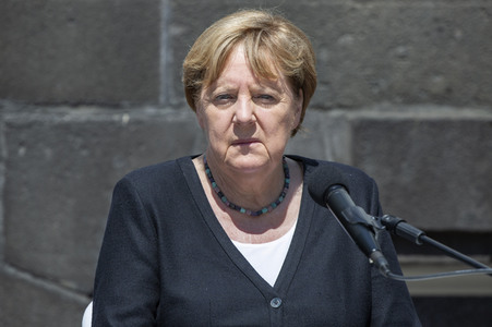 Pressestatement der Bundeskanzelrin nach ihrem Besuch im Hochwassergebiet in Adenau