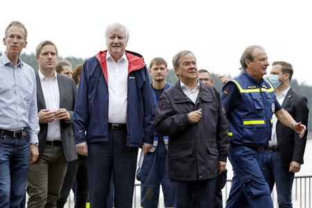 Armin Laschet und Horst Seehofer besuchen die Steinbachtalsperre