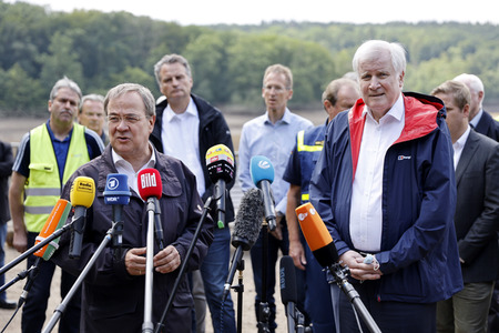 Armin Laschet und Horst Seehofer besuchen die Steinbachtalsperre