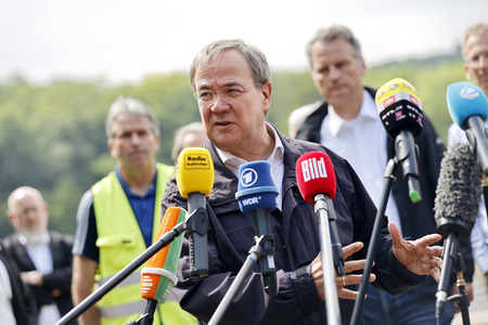 Armin Laschet und Horst Seehofer besuchen die Steinbachtalsperre