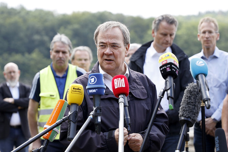 Armin Laschet und Horst Seehofer besuchen die Steinbachtalsperre