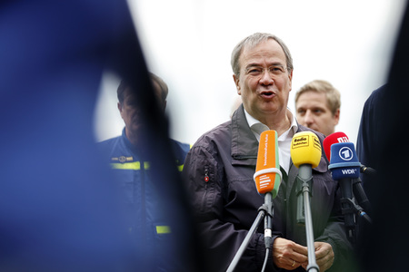 Armin Laschet und Horst Seehofer besuchen die Steinbachtalsperre