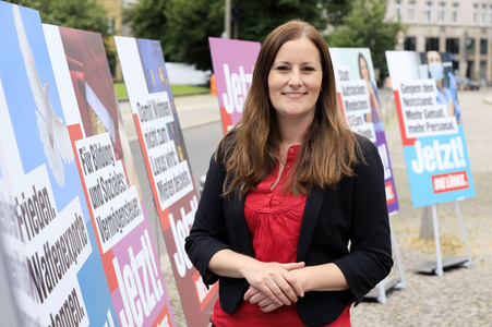 Pressetermin zur Plakatkampagne der Partei Die Linke zur Bundestagsswahl 2021 in Berlin