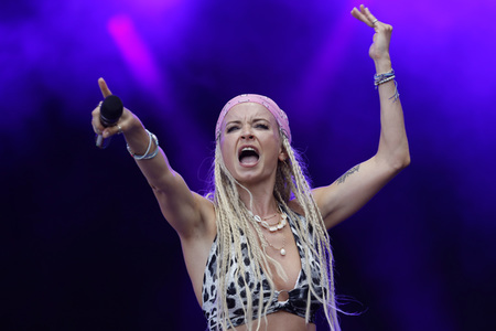 Konzert von Mia Julia in Bonn