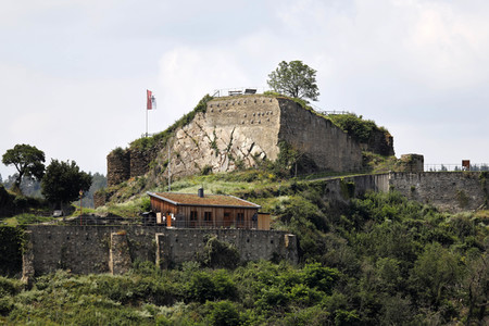 Saffenburg in Mayschoß