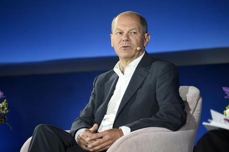 Olaf Scholz bei 'Brigitte Live' in Berlin