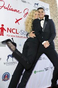 Vernissage der Künstlerin Juliane Golbs in Hamburg