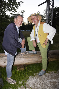 Theaterpremiere 'Ungeheuer heiß' in München