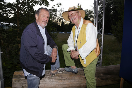 Theaterpremiere 'Ungeheuer heiß' in München