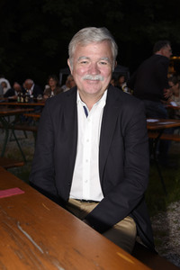 Theaterpremiere 'Ungeheuer heiß' in München