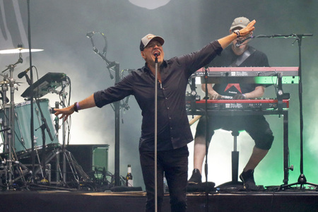 Konzert von Fury in the Slaughterhouse in Möchengladbach