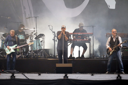 Konzert von Fury in the Slaughterhouse in Möchengladbach