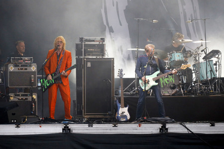 Konzert von Fury in the Slaughterhouse in Möchengladbach