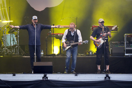 Konzert von Fury in the Slaughterhouse in Möchengladbach