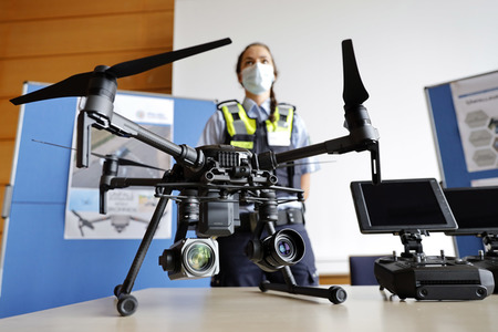 Herbert Reul informiert sich über VU-Teams in Köln