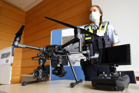 Herbert Reul informiert sich über VU-Teams in Köln