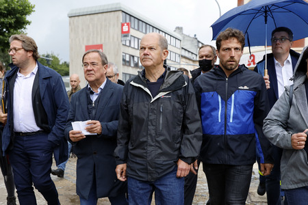 Armin Laschet und Olaf Scholz besuchen Stolberg