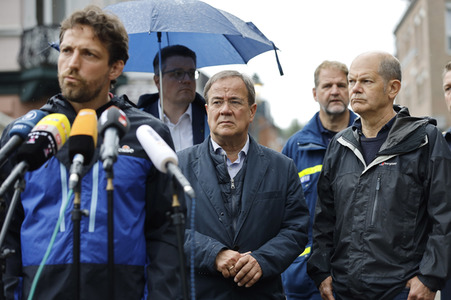 Armin Laschet und Olaf Scholz besuchen Stolberg