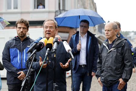 Armin Laschet und Olaf Scholz besuchen Stolberg