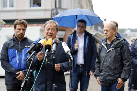 Armin Laschet und Olaf Scholz besuchen Stolberg