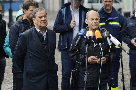 Armin Laschet und Olaf Scholz besuchen Stolberg